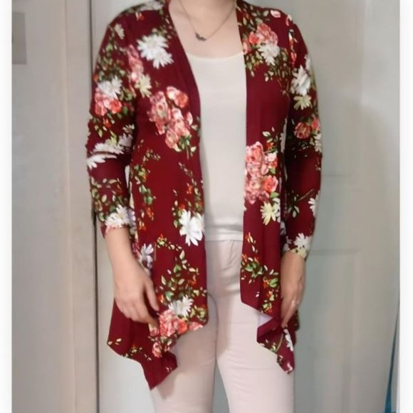 Womens Floral Cardigan With Pockets Lightweight Small Sweater Fall Fashion Trend - Picture 2 of 3